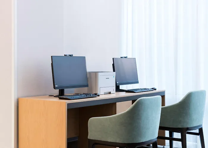 Hyatt Place Phoenix Hotel